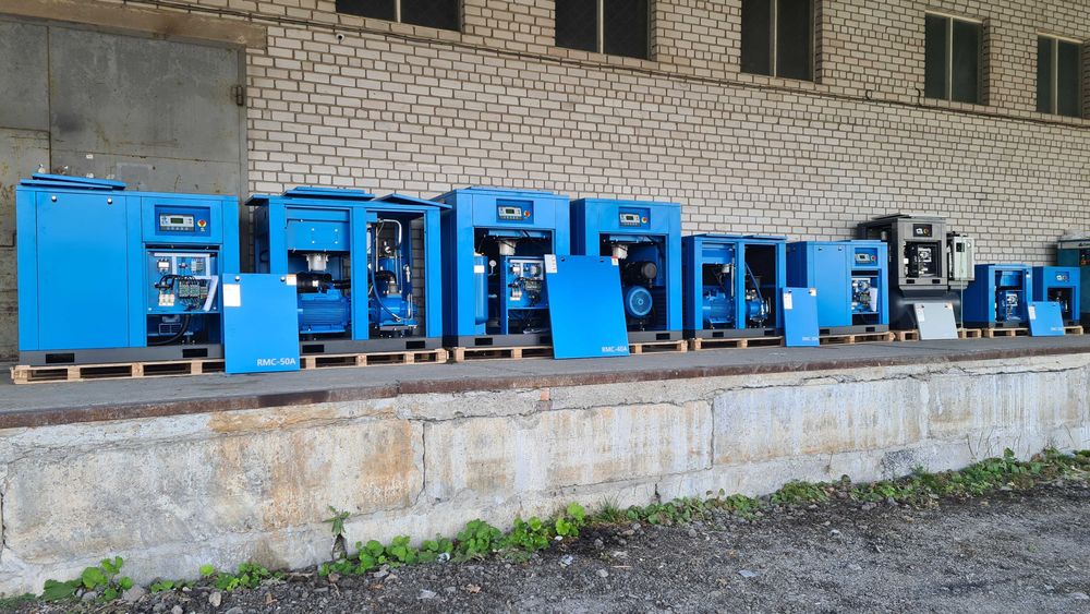 Гвинтовий компресор 15 кВт, 15 бар, 1,3 м3/мін. RMC-20A/15