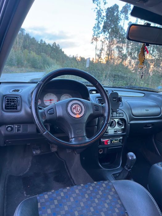 Rover ZR  1400cc