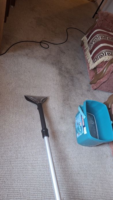 Хімчистка м'яких меблів та ковроліну