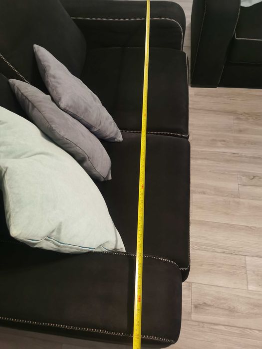 Conjunto de dois sofás 3 e 2 lugares