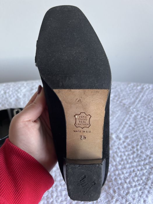 Sapatos de senhora pretos