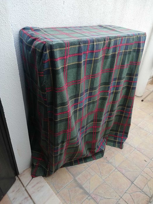 Vendo divã individual