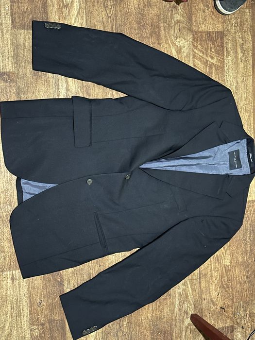 Діловий костюм Томмі Хілфігер