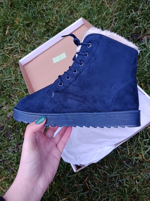 Жіночі зимові черевики