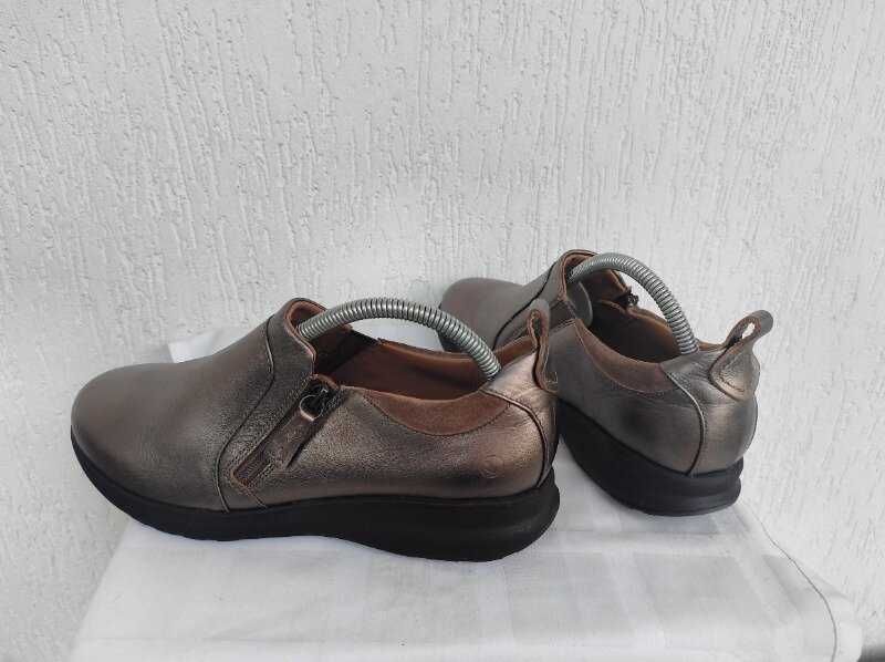 Брендовие кожанние туфли Clarks unstructured р.40