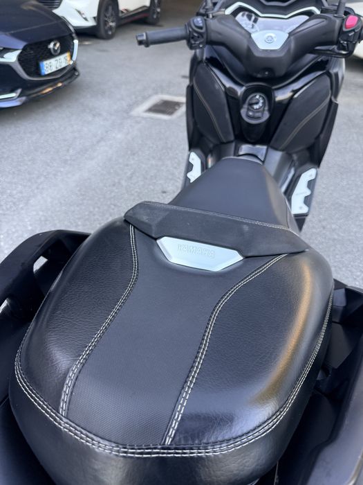 Xmax 125 iron max
