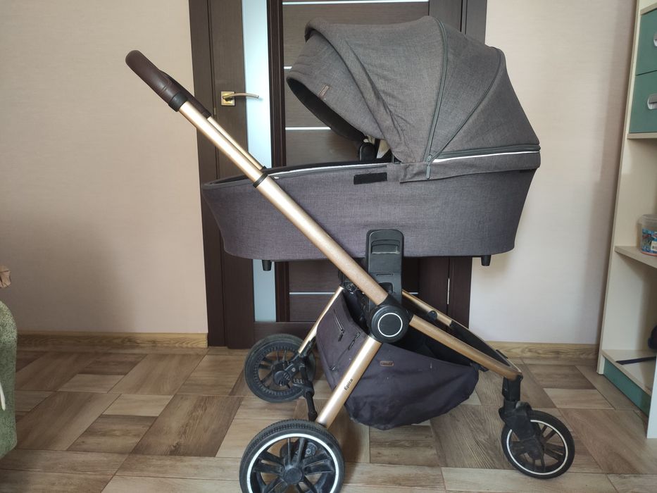 Коляска Carrello Epika на запчастини, люлька,колеса,текстиль