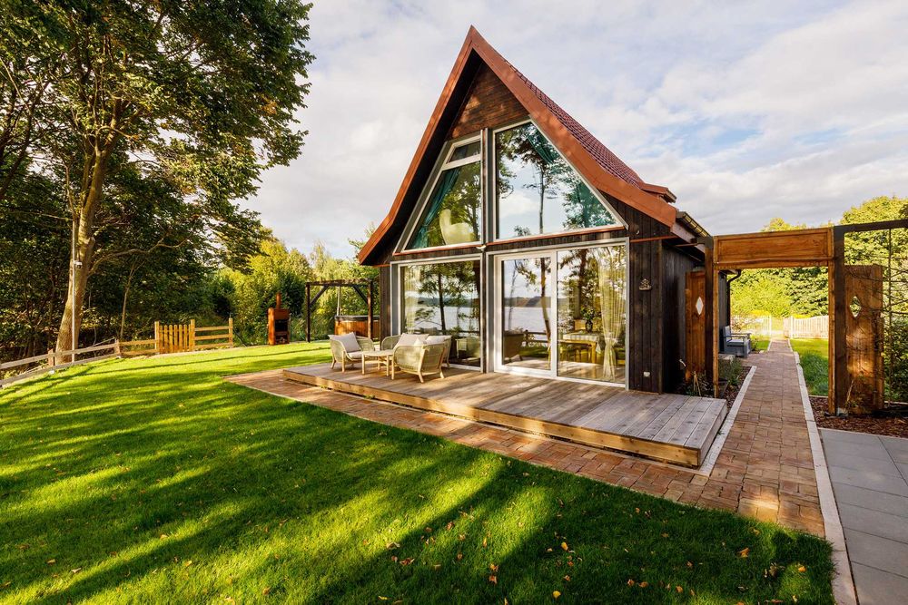 Leszcz1321-Dom z linią brzegową , sauna , balia