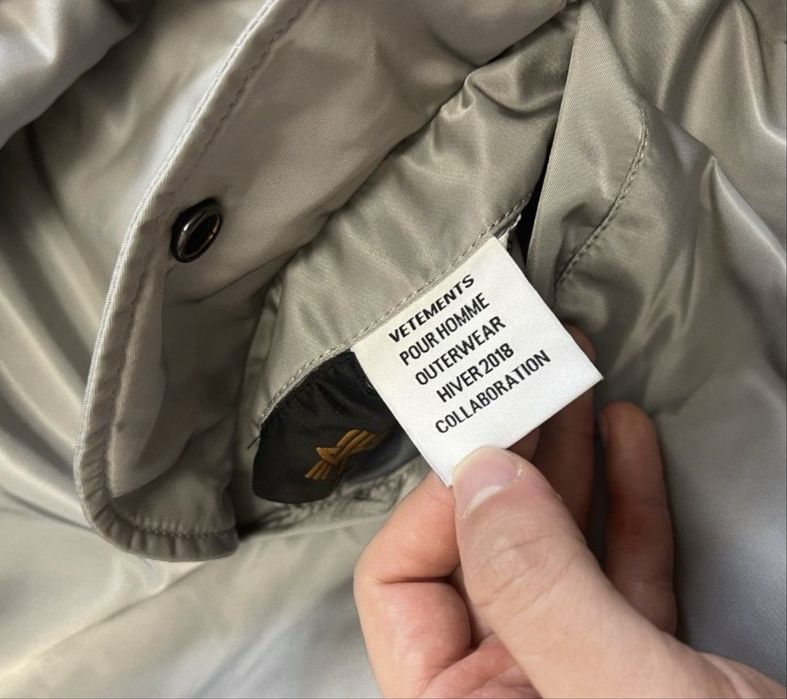 Бомбер Vetements x Alpha Industries