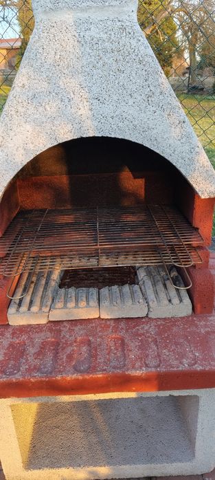 Grill ogrodowy betonowy