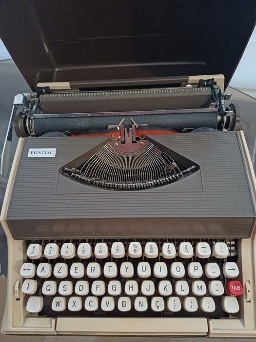 Maquina de escrever vintage "Pontiac"