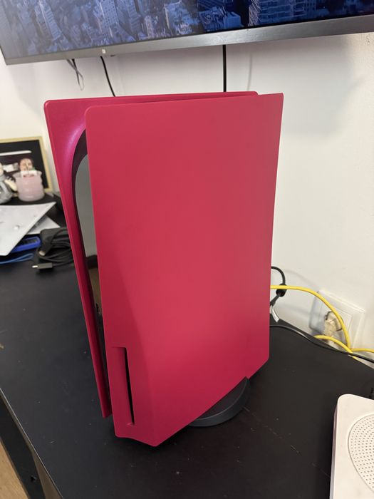 Playstation 5 - tampas cosmic red