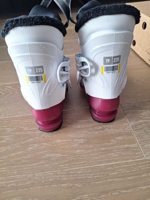 Buty narciarskie Salomon r. 19  jak nowe