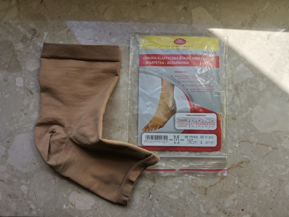 Opaska skarpetka elastyczna bezszwowa ściągacz staw skokowy M 39 42