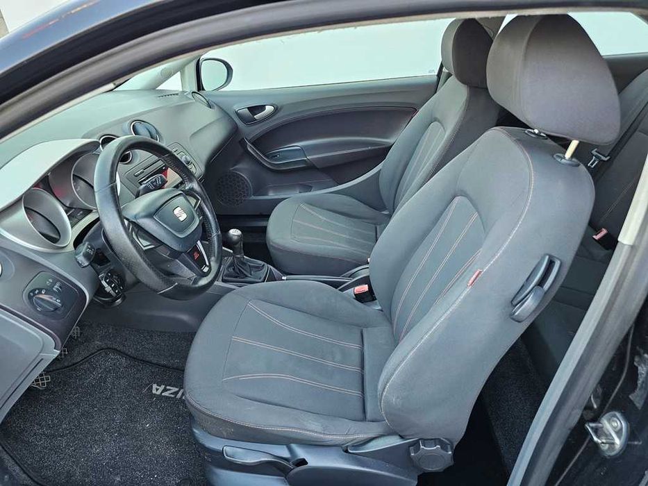 Seat Ibiza Sport 1.2Tdi 75Cv 180.000Km 12/2010