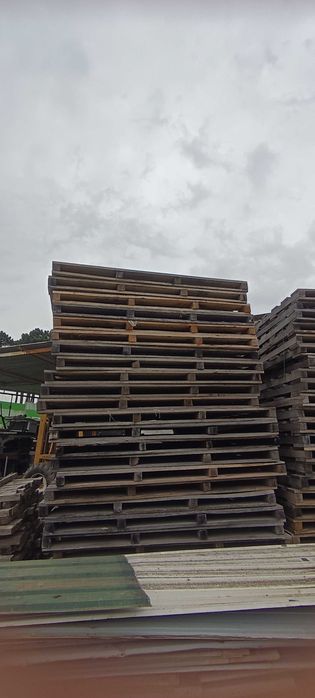 Paletes grandes para cortiça ou entre outras coisas