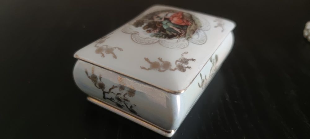 Шкатулка, ГДР Мадонна