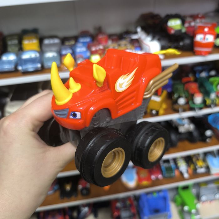 Машинки тачки Томас Вспыш Супер Крылья траки поезд вагон паровоз