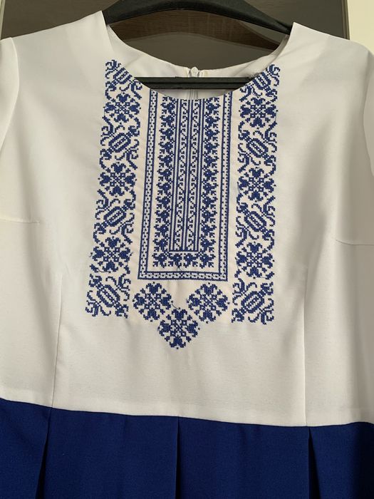 Вишите плаття