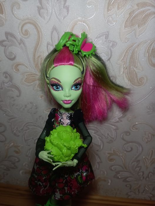 Продам кукол монстер хай