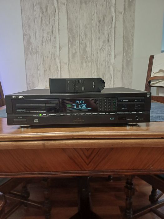 CD Philips  630 z pilotem
