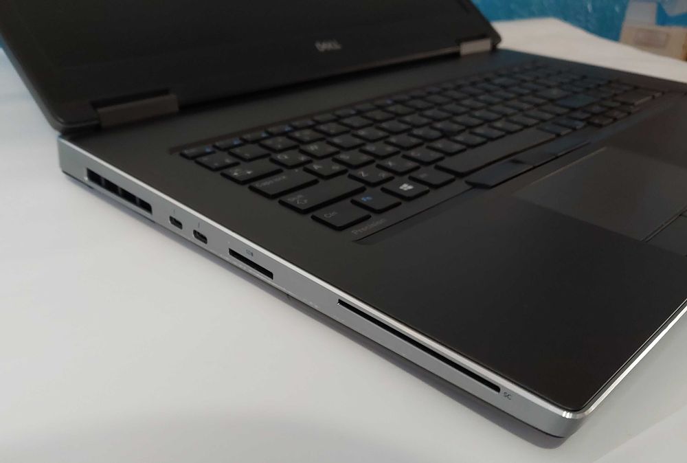ТОП! Ігровий DELL Precision 7740|i9-9880Н|32GB|512GB|RTX3000|17.3"FHD