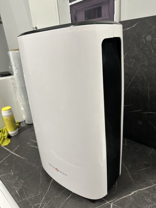 Осушувач повітря компресорний 20 літрів з Європи