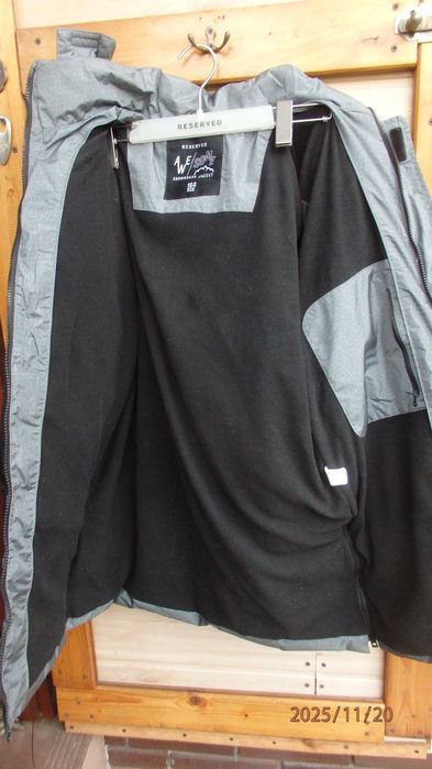 Kurka zimowa męska z kapturem Reserved Snowboard rozmiar 164.