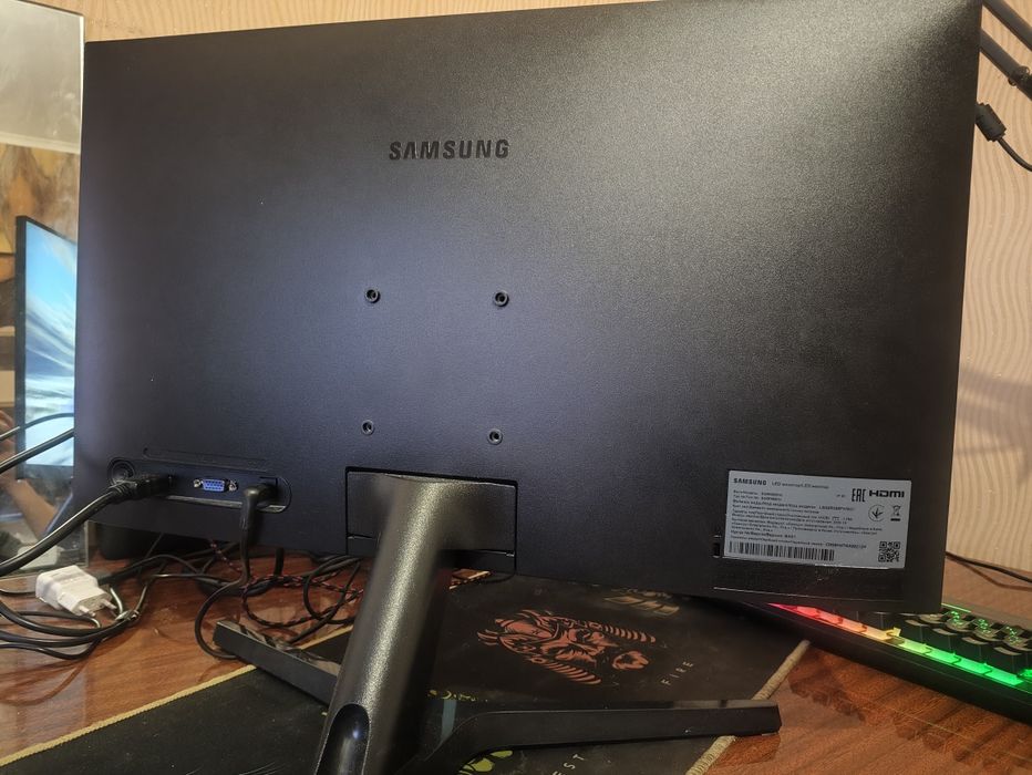 Монітор 24 дюйми Samsung LS24R358FHIXCI