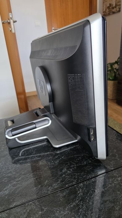 Monitor  HP 24" w2408h