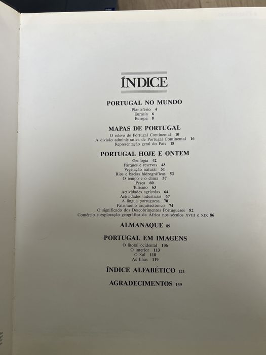 Livro Atlas de Portugal 1988