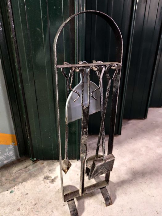 Utensílios manutenção lareira