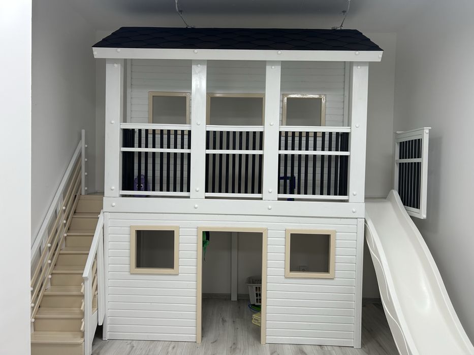 Дітям будинок дитячий комплекс в приміщення