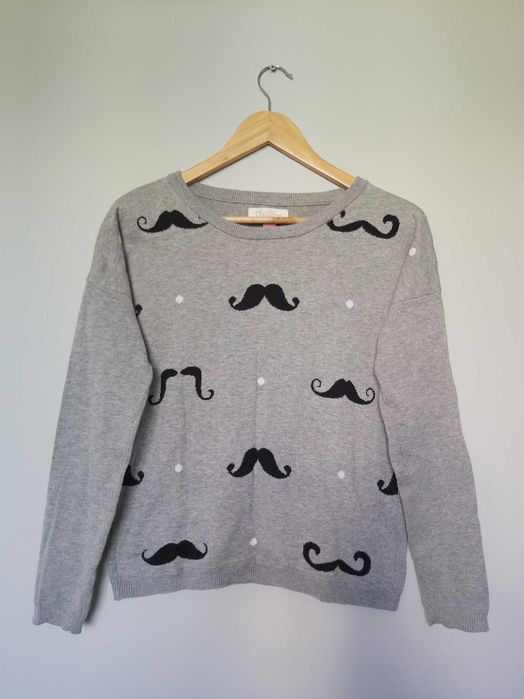 sweter o fasonie oversize