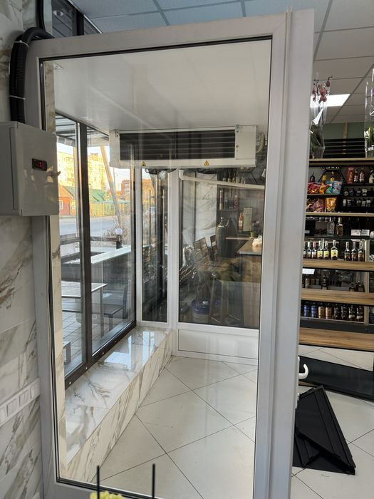 Холодильник для квітів