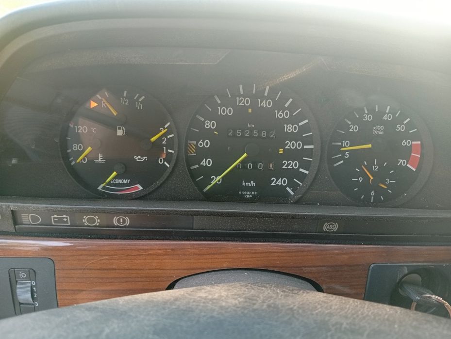 Mercedes W126 Long  Arab Król klasyków
