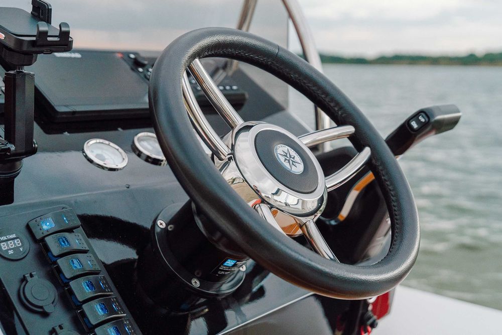 NOWA Łódź motorowa RIB 620 Calmaro + silnik SUZUKI 140 KM + przyczepa
