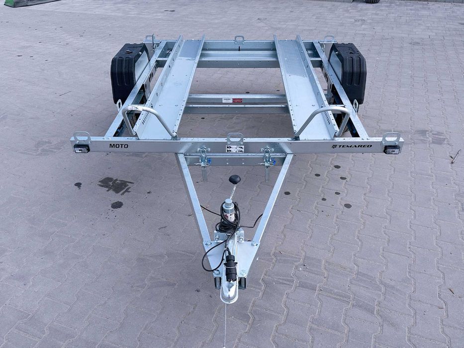 TEMARED MOTO 2 Premium DMC 750 kg na 2 motocykle bez podłogi