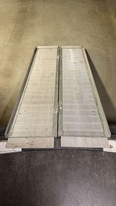 Trap najazd, pomost do busa, skladany