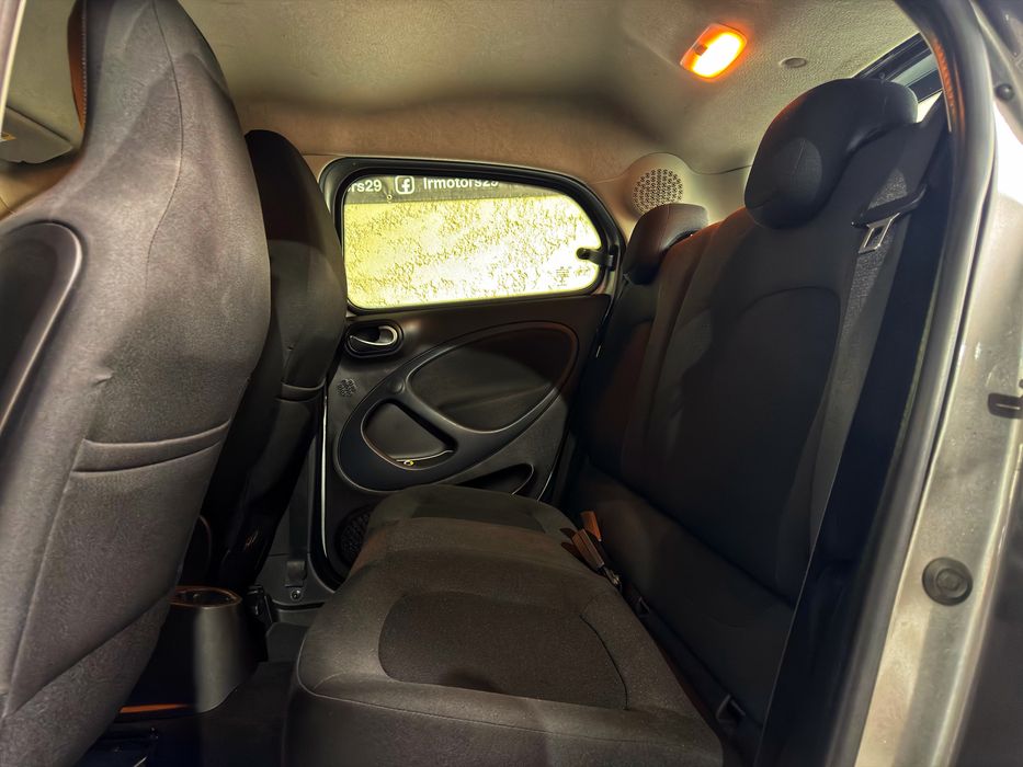 Smart ForFour Passion 1.0 71cv Automático - Desde 180€ Mês