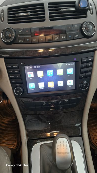 Rádio Android 14 com o Mercedes W211/CLS (Novo)