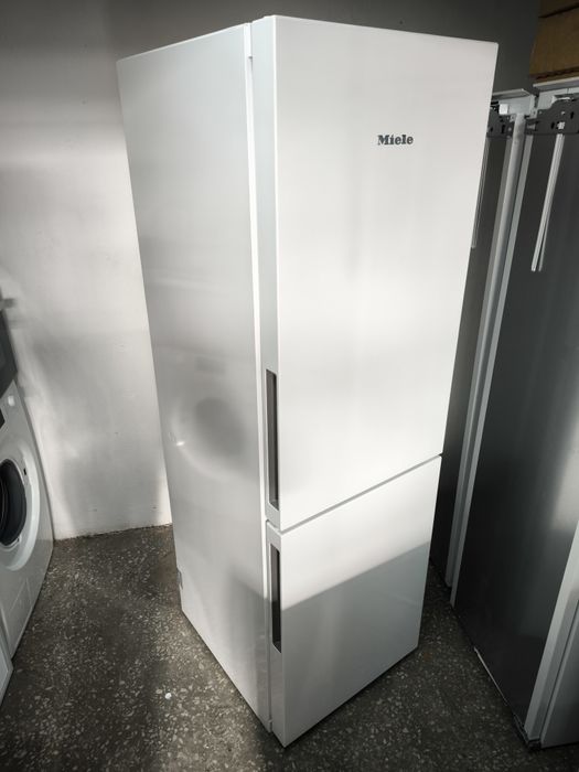 Lodówko zamrażarke Miele KFN 4375 CD Biały