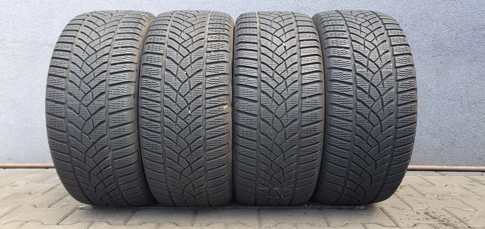 245/40/18 Goodyear  komplet zimowe