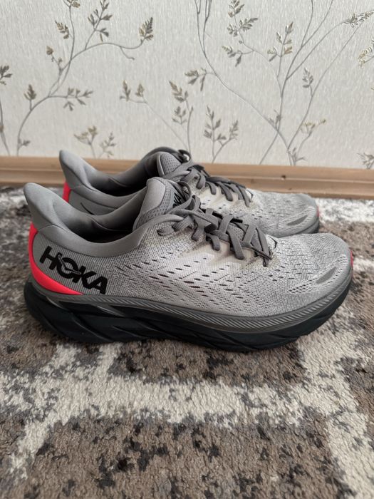 Чоловічі кросівки Hoka