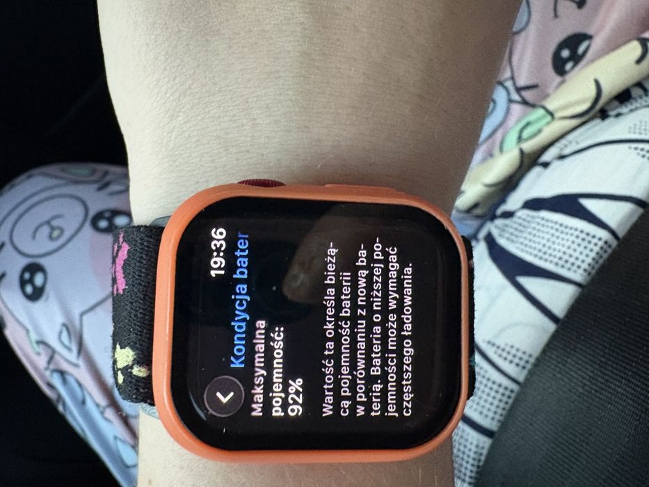 Sprzedam Apple Watch 9 41 mm wersja Cellular(z e sim)