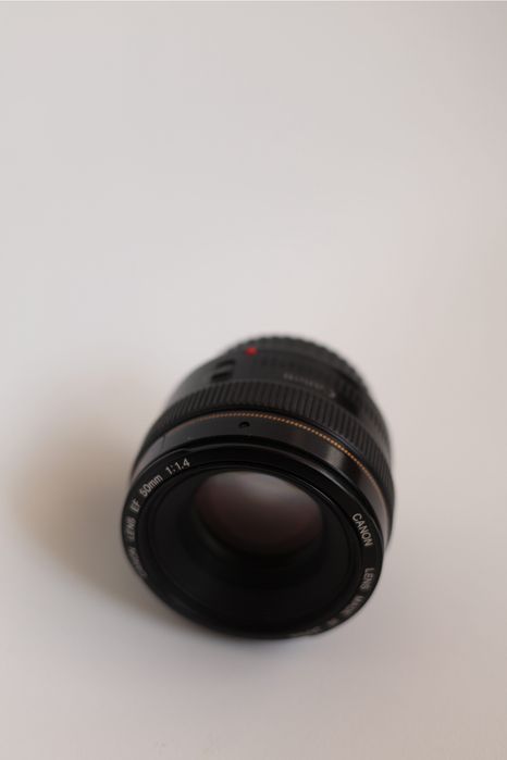 Обєктив Canon 50 mm 1.4