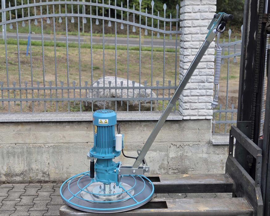 Zacieraczka KREBER K-600 ETP fi 600 z talerzem Wacker Enar Belle