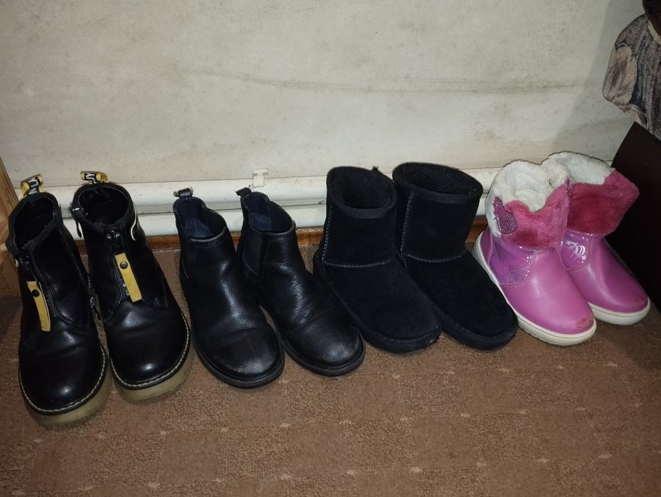 Чобітки для дівчат