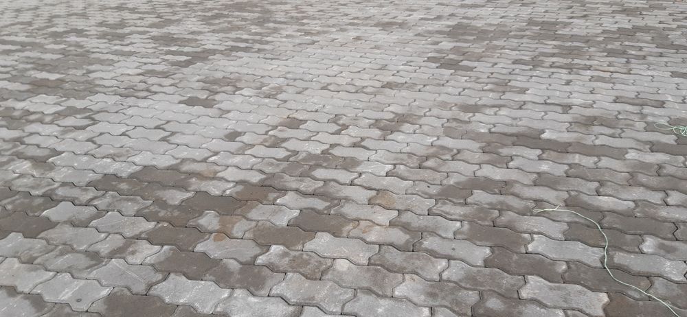 Бруківка тротуарна плитка встановлення продаж доставка  Львівська