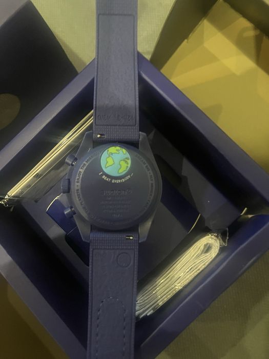 Relógio omega x swatch mission to earthphase gold